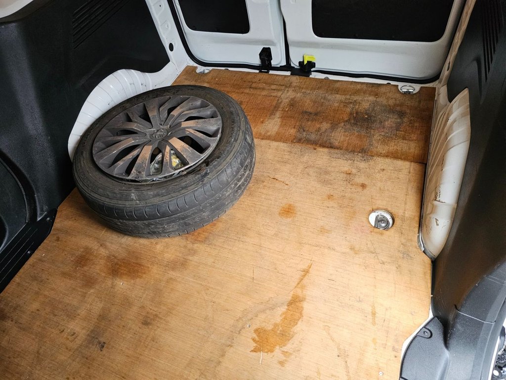 Used Peugeot Partner 2021 for sale - 77369428: Photo 36