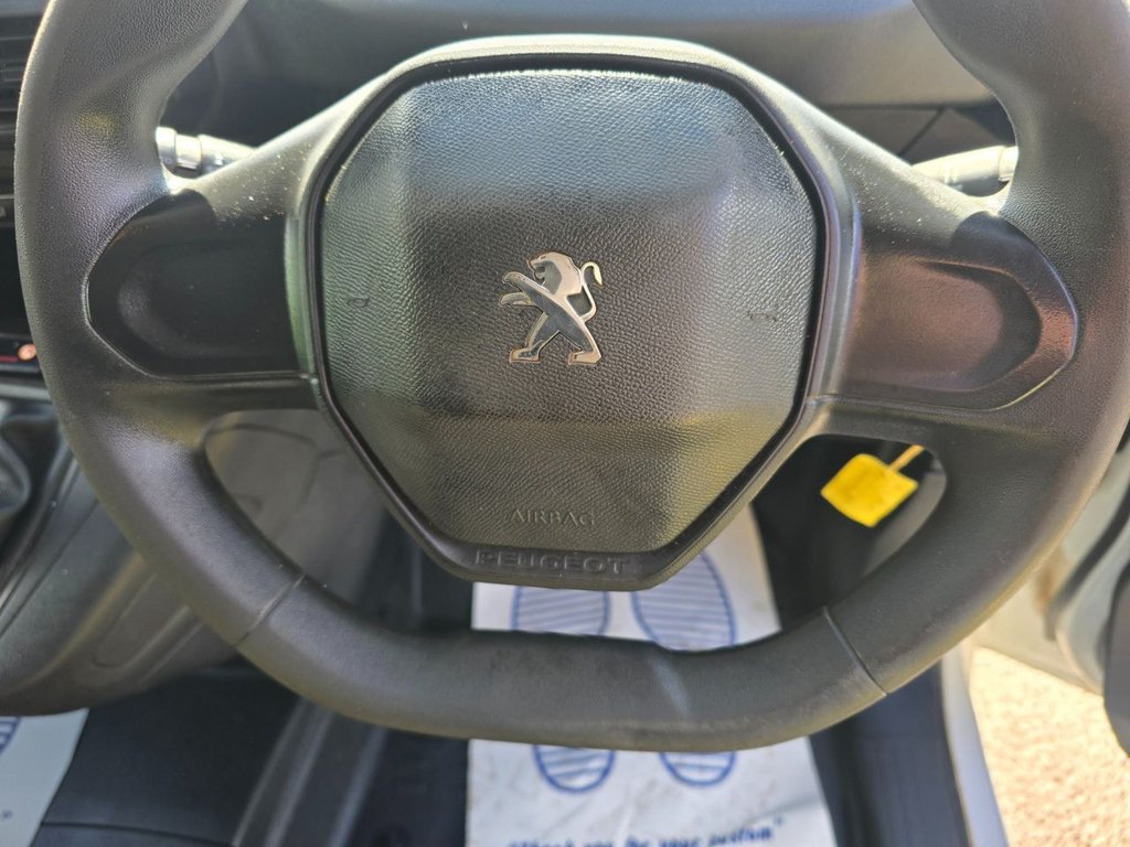 Used Peugeot Partner 2020 for sale - 76634885: Photo 16