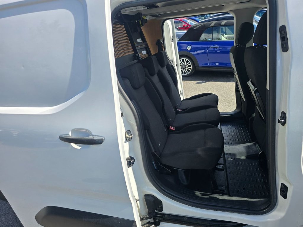 Used Peugeot Partner 2020 for sale - 76634885: Photo 43