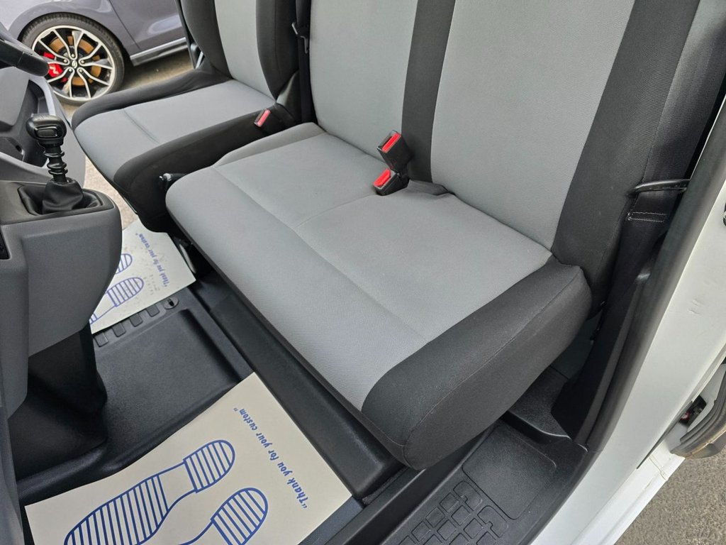 Used Vauxhall Vivaro Life 2020 for sale - 76634984: Photo 31