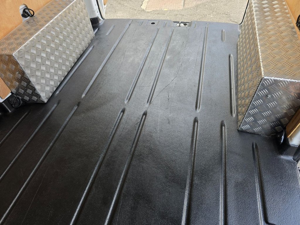 Used Ford Transit Custom 2020 for sale - 77355960: Photo 40