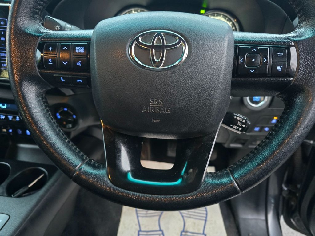 Used Toyota Hilux 2019 for sale - 76634865: Photo 25