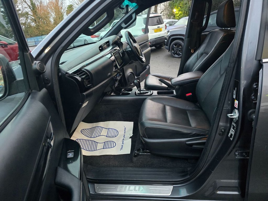 Used Toyota Hilux 2019 for sale - 76634865: Photo 40