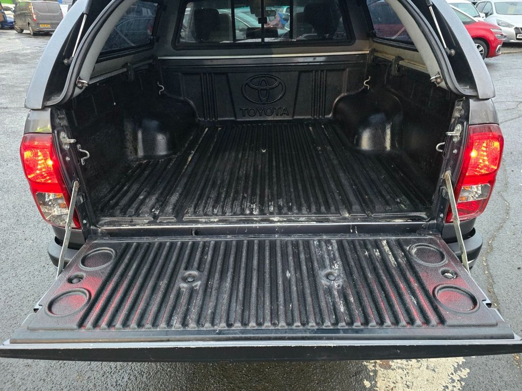 Used Toyota Hilux 2019 for sale - 76634865: Photo 47