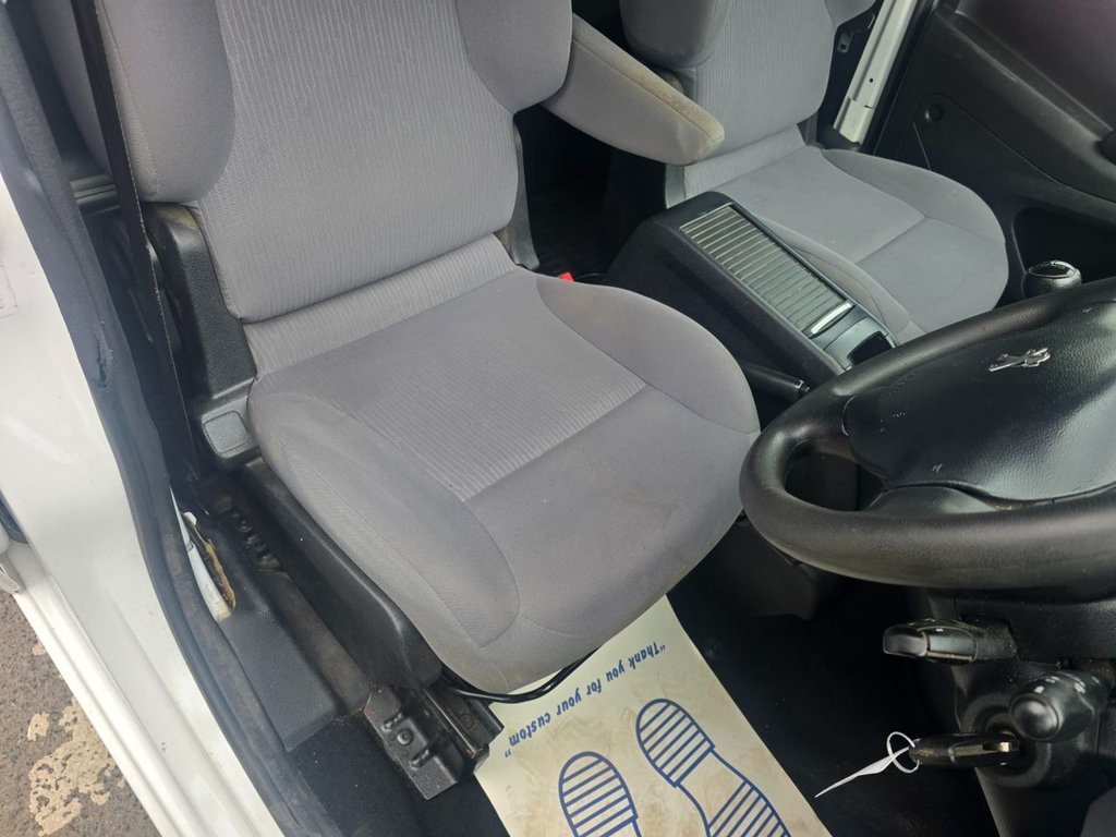 Used Peugeot Partner 2016 for sale - 76634943: Photo 23