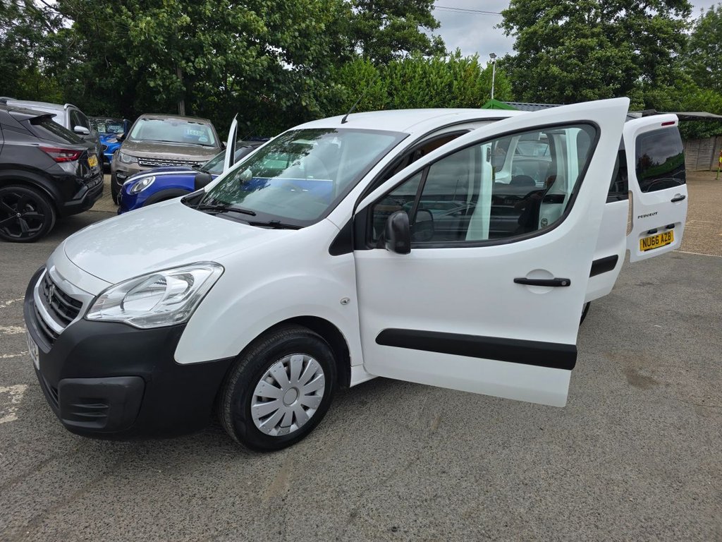 Used Peugeot Partner 2016 for sale - 76634943: Photo 43
