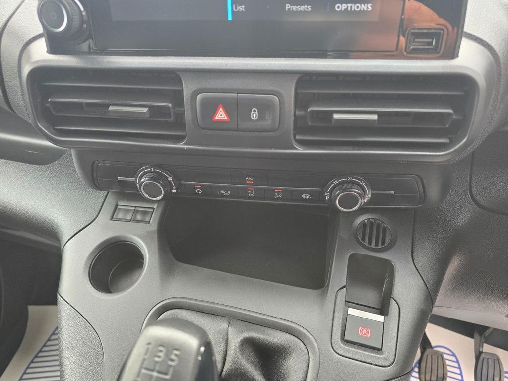 Used Peugeot Partner 2020 for sale - 76634861: Photo 21