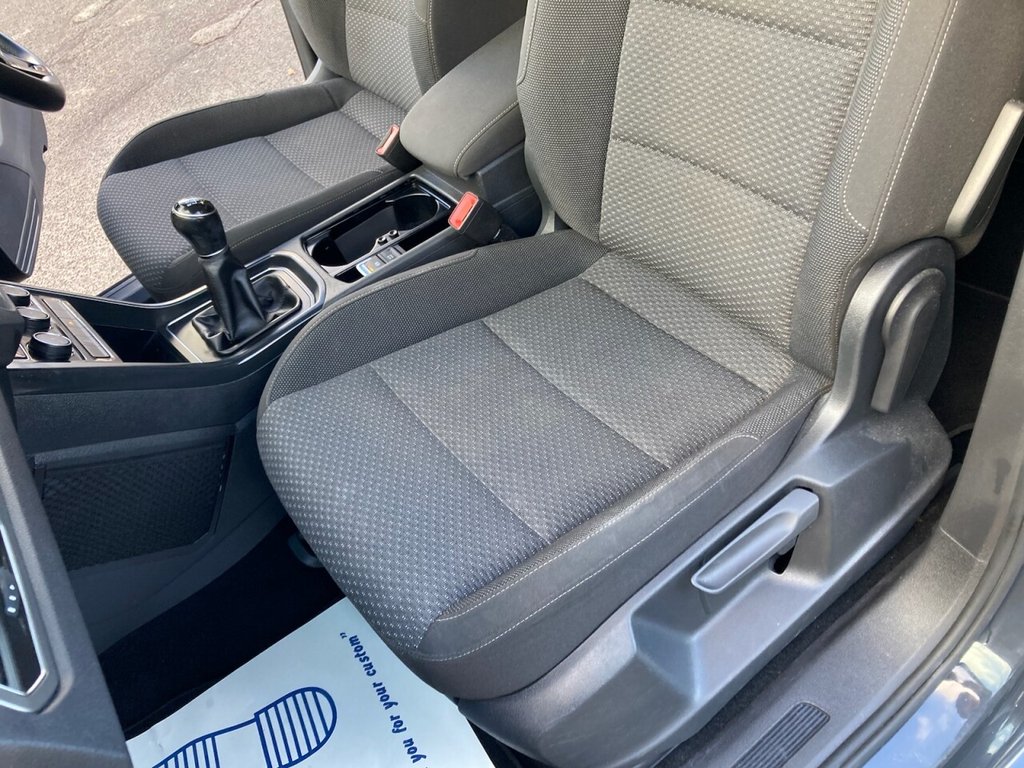 Used Volkswagen Touran 2018 for sale - 77121972: Photo 32