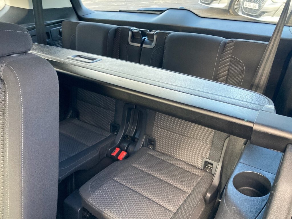 Used Volkswagen Touran 2018 for sale - 77121972: Photo 40