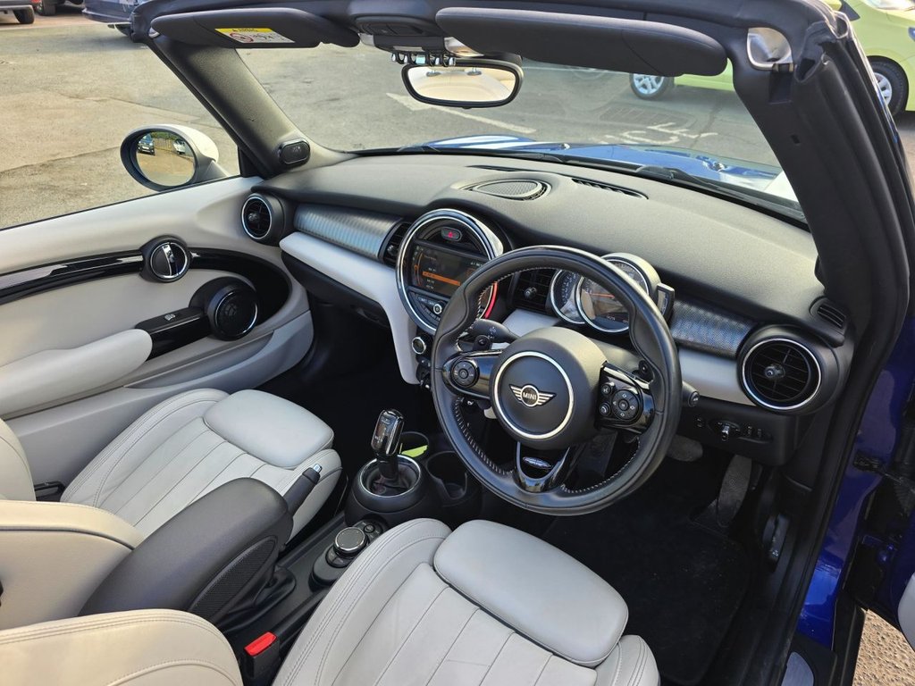 Used MINI Convertible 2018 for sale - 76634886: Photo 15