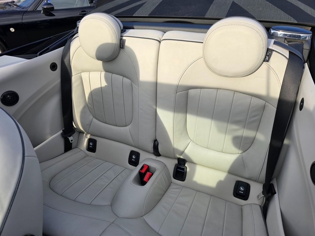 Used MINI Convertible 2018 for sale - 76634886: Photo 34