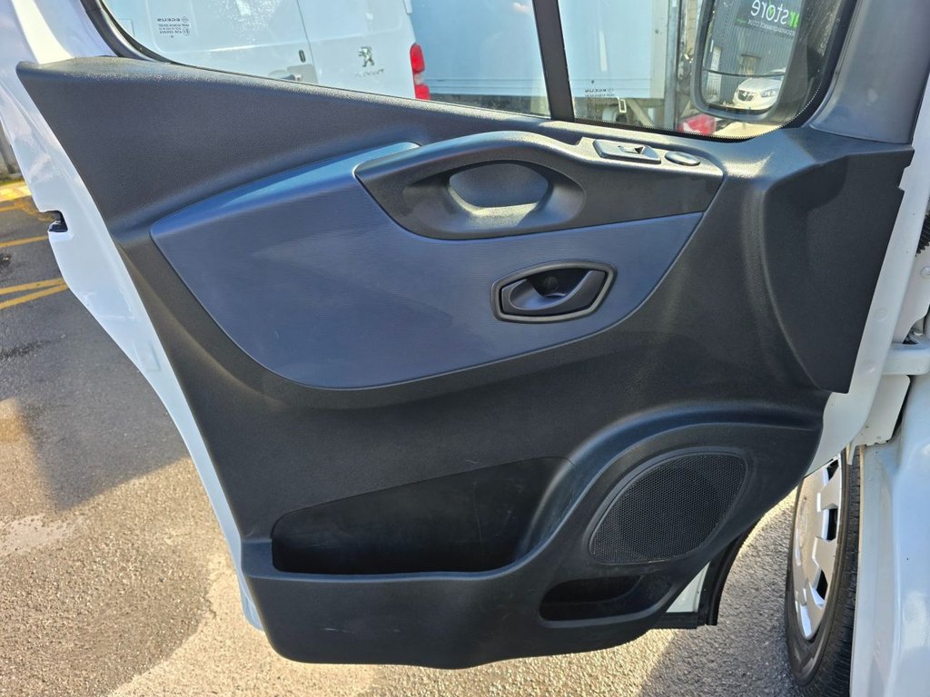 Used Vauxhall Vivaro 2018 for sale - 76634871: Photo 32