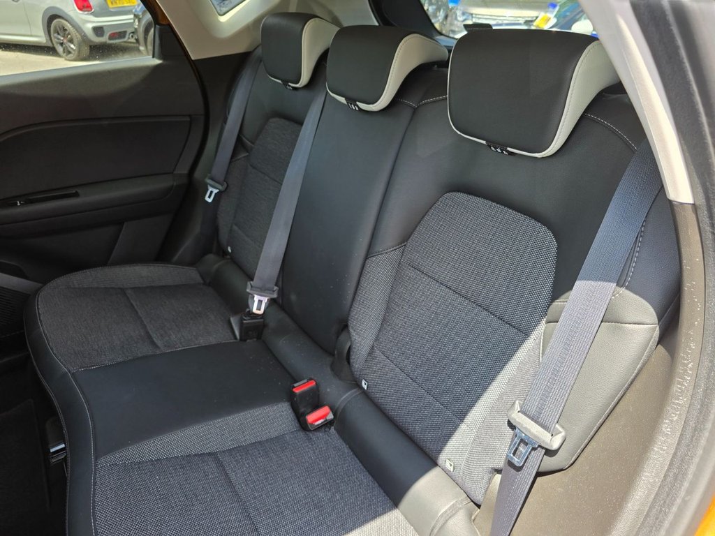 Used Renault Captur 2022 for sale - 76634929: Photo 39