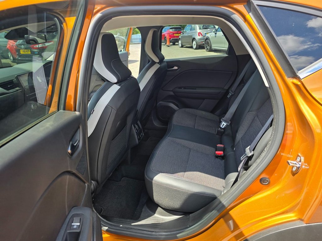 Used Renault Captur 2022 for sale - 76634929: Photo 41