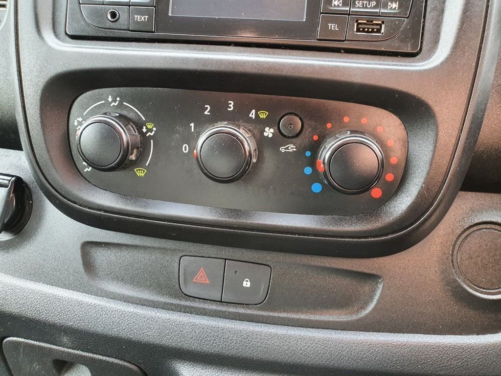 Used Renault Trafic 2018 for sale - 78017181: Photo 15