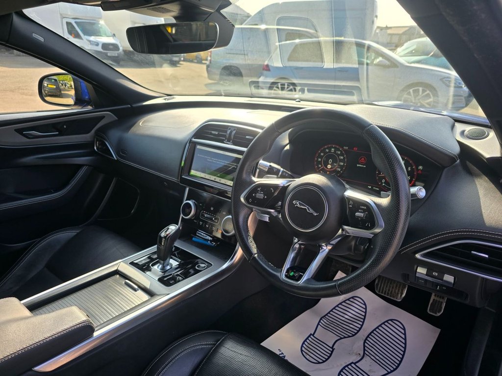 Used Jaguar XE 2019 for sale - 76634888: Photo 17