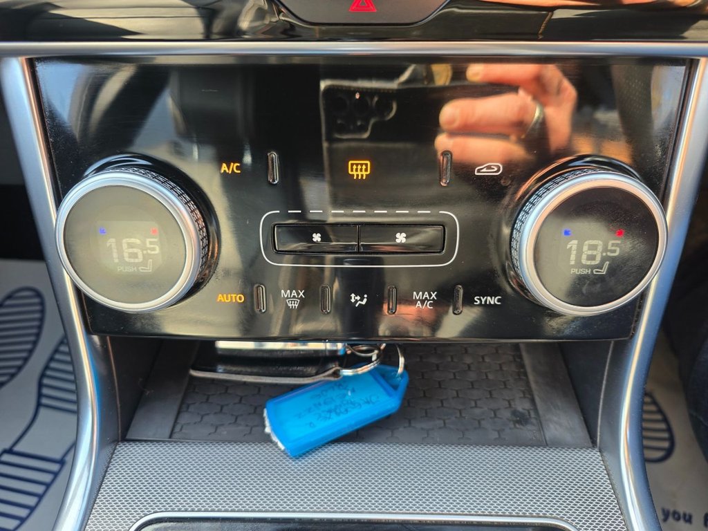 Used Jaguar XE 2019 for sale - 76634888: Photo 25