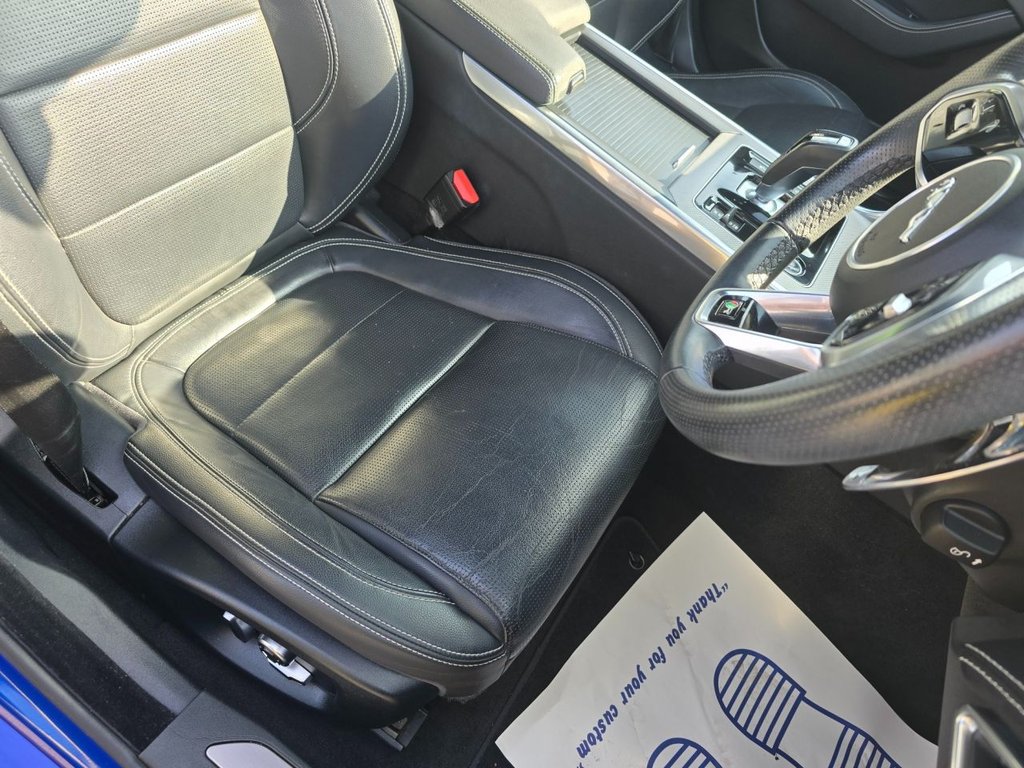 Used Jaguar XE 2019 for sale - 76634888: Photo 30