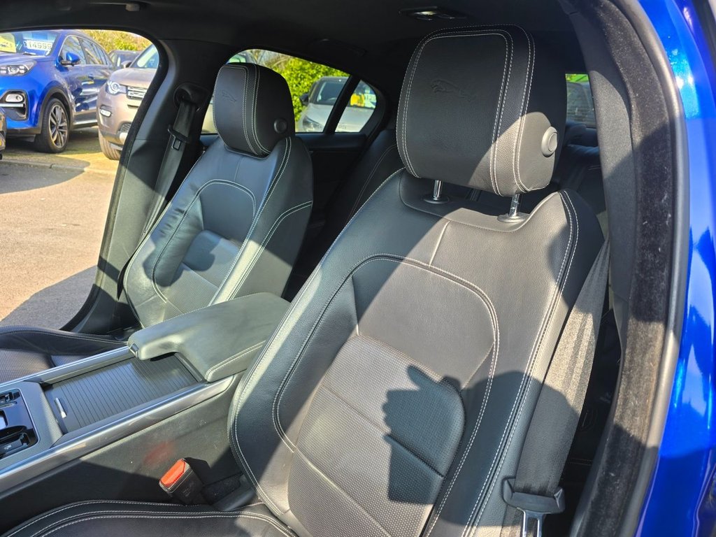 Used Jaguar XE 2019 for sale - 76634888: Photo 37