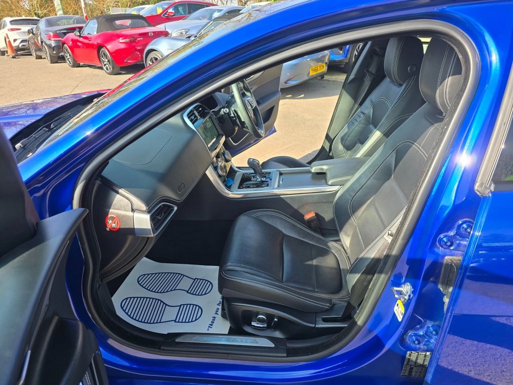 Used Jaguar XE 2019 for sale - 76634888: Photo 39