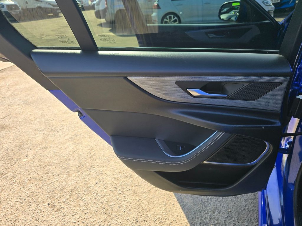 Used Jaguar XE 2019 for sale - 76634888: Photo 46