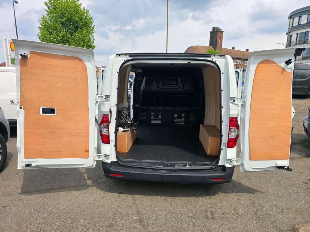 Used Maxus eDeliver 3 2022 for sale - 76634919: Photo 40