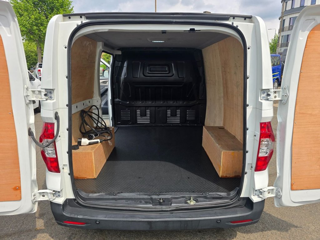 Used Maxus eDeliver 3 2022 for sale - 76634919: Photo 41