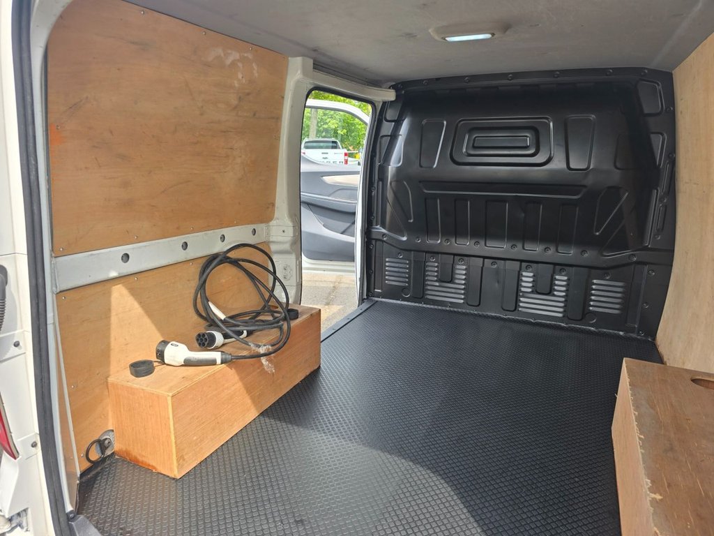 Used Maxus eDeliver 3 2022 for sale - 76634919: Photo 42