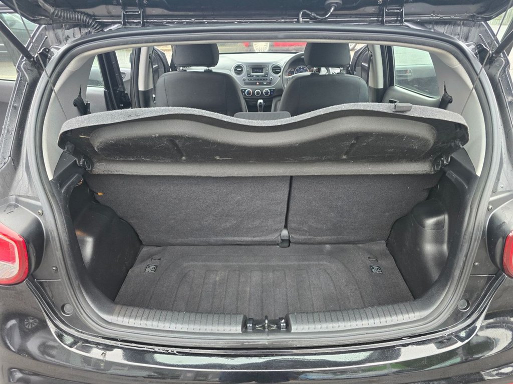 Used Hyundai i10 2018 for sale - 77153160: Photo 40