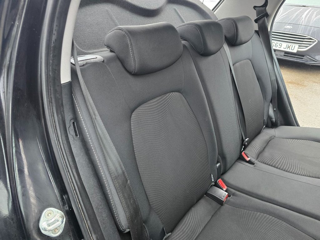 Used Hyundai i10 2018 for sale - 77153160: Photo 42