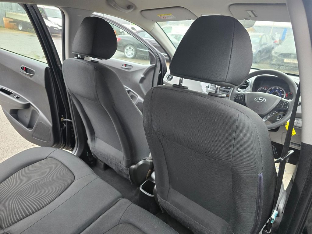 Used Hyundai i10 2018 for sale - 77153160: Photo 44