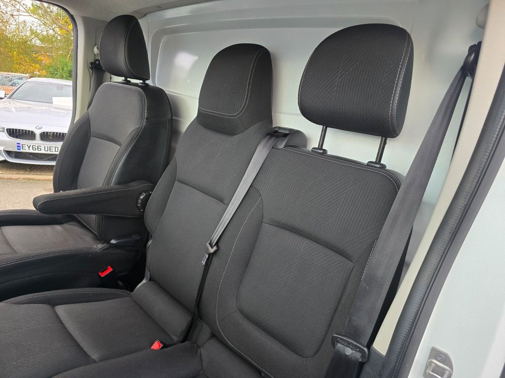 Used Renault Trafic 2021 for sale - 76631896: Photo 31