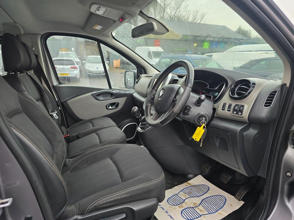 Used Renault Trafic 2017 for sale - 76634991: Photo 18