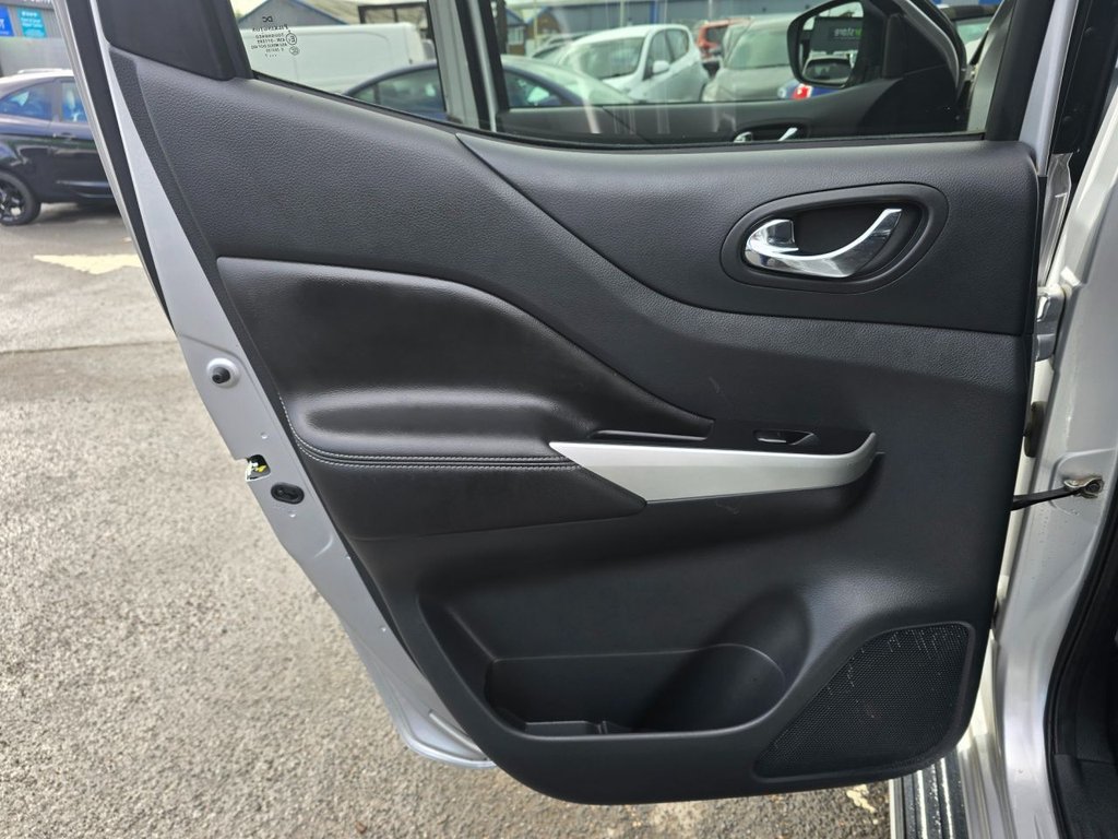 Used Nissan Navara 2018 for sale - 76634978: Photo 40