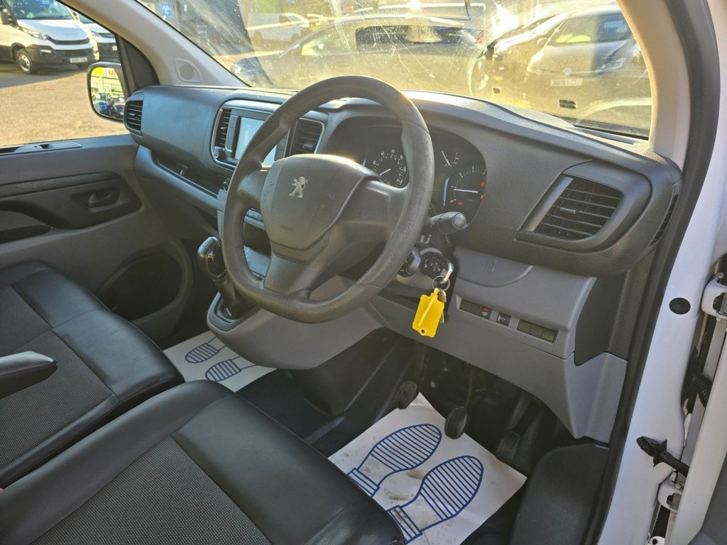 Used Peugeot Expert 2017 for sale - 76962198: Photo 17