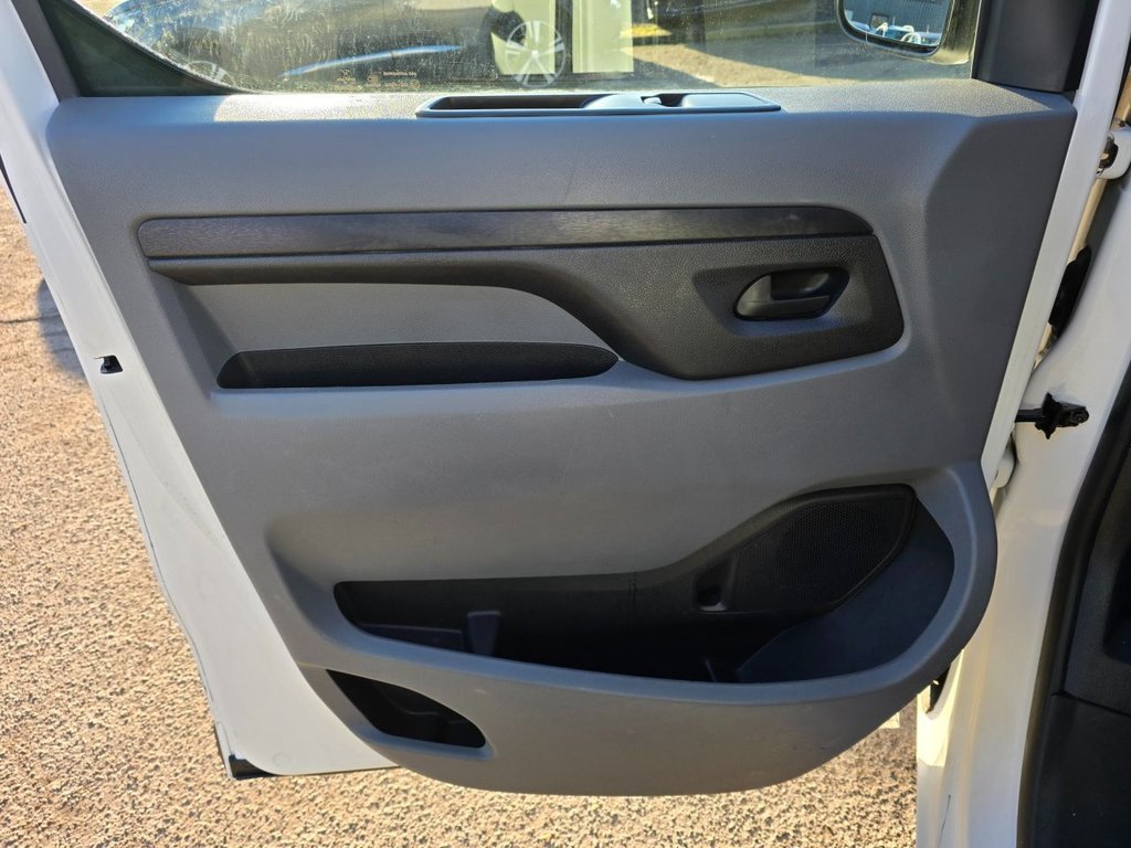 Used Peugeot Expert 2017 for sale - 76962198: Photo 33