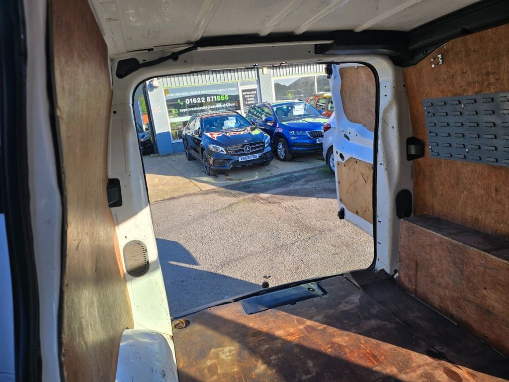 Used Peugeot Expert 2017 for sale - 76962198: Photo 46