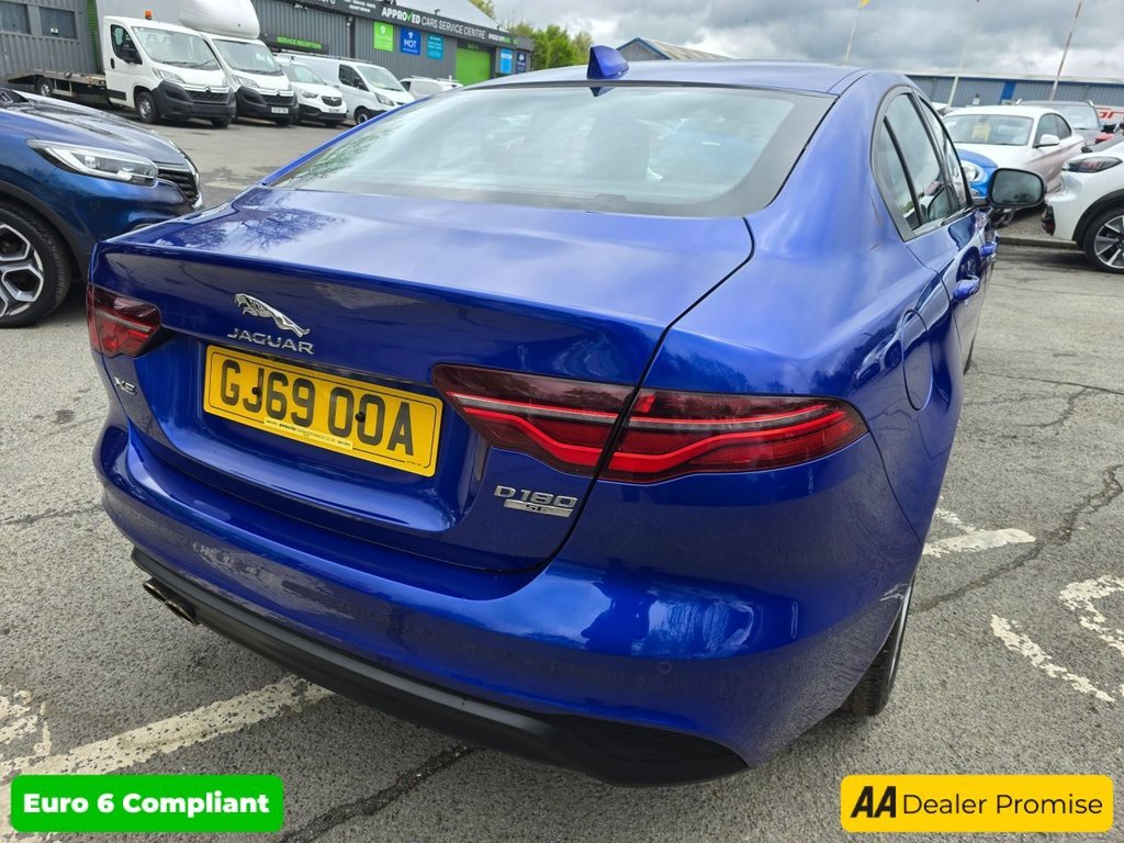 Used Jaguar XE 2019 for sale - 76634897: Photo 12