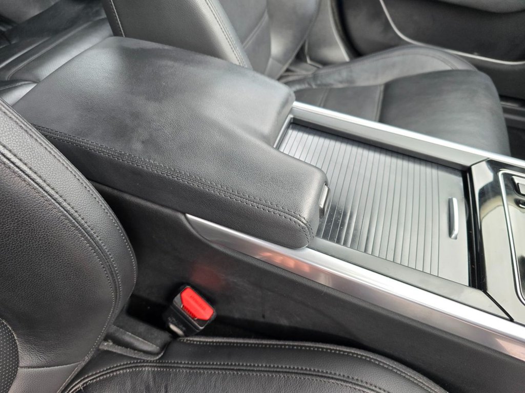 Used Jaguar XE 2019 for sale - 76634897: Photo 24