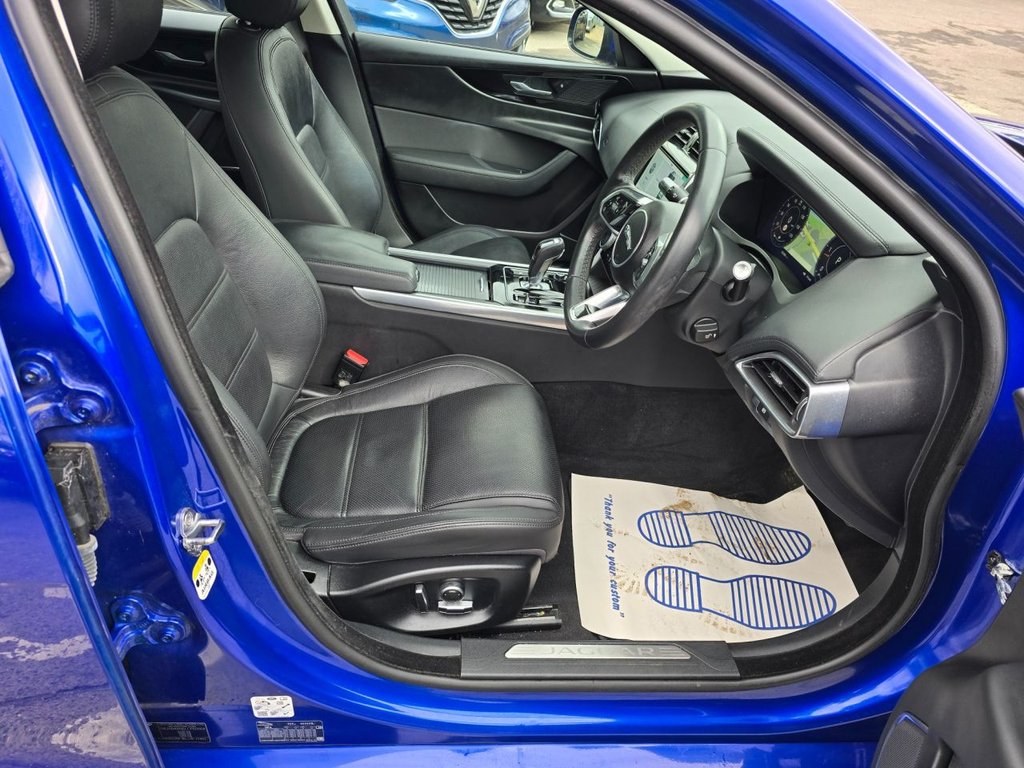 Used Jaguar XE 2019 for sale - 76634897: Photo 27