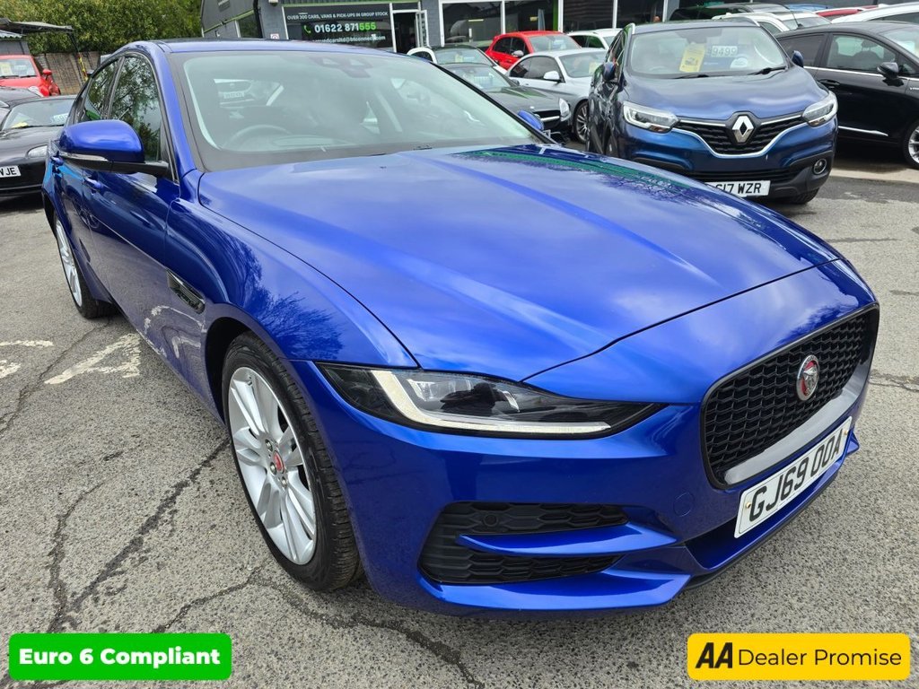 Used Jaguar XE 2019 for sale - 76634897: Photo 3