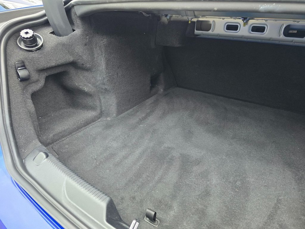 Used Jaguar XE 2019 for sale - 76634897: Photo 46