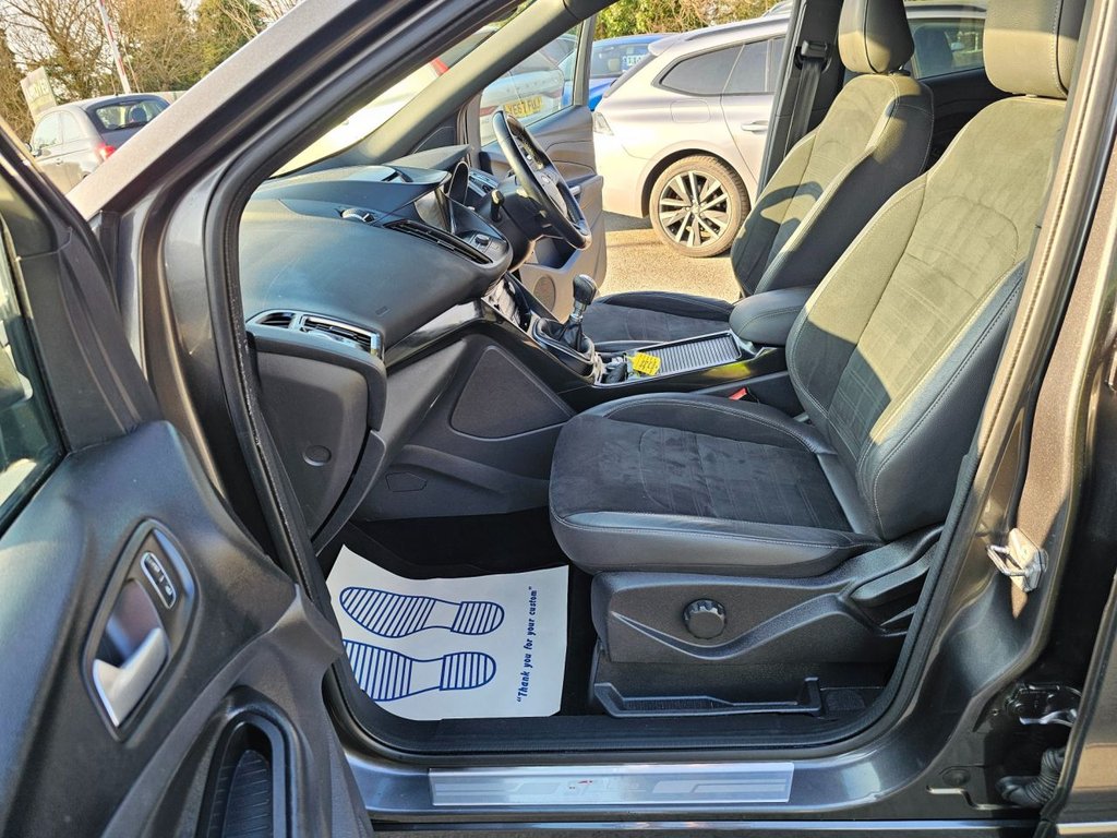 Used Ford Kuga 2017 for sale - 77748193: Photo 32