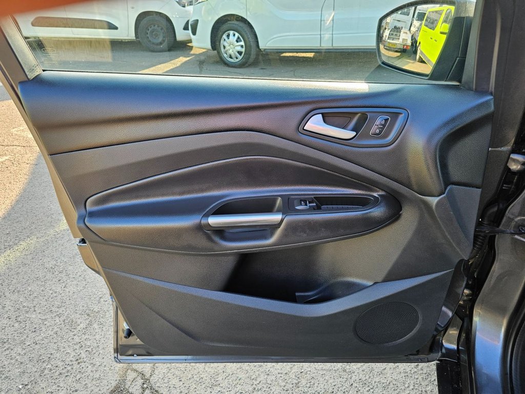 Used Ford Kuga 2017 for sale - 77748193: Photo 33