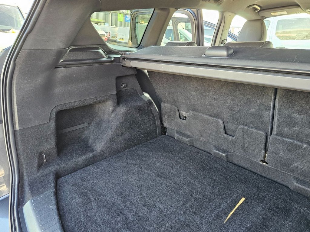 Used Ford Kuga 2017 for sale - 77748193: Photo 44