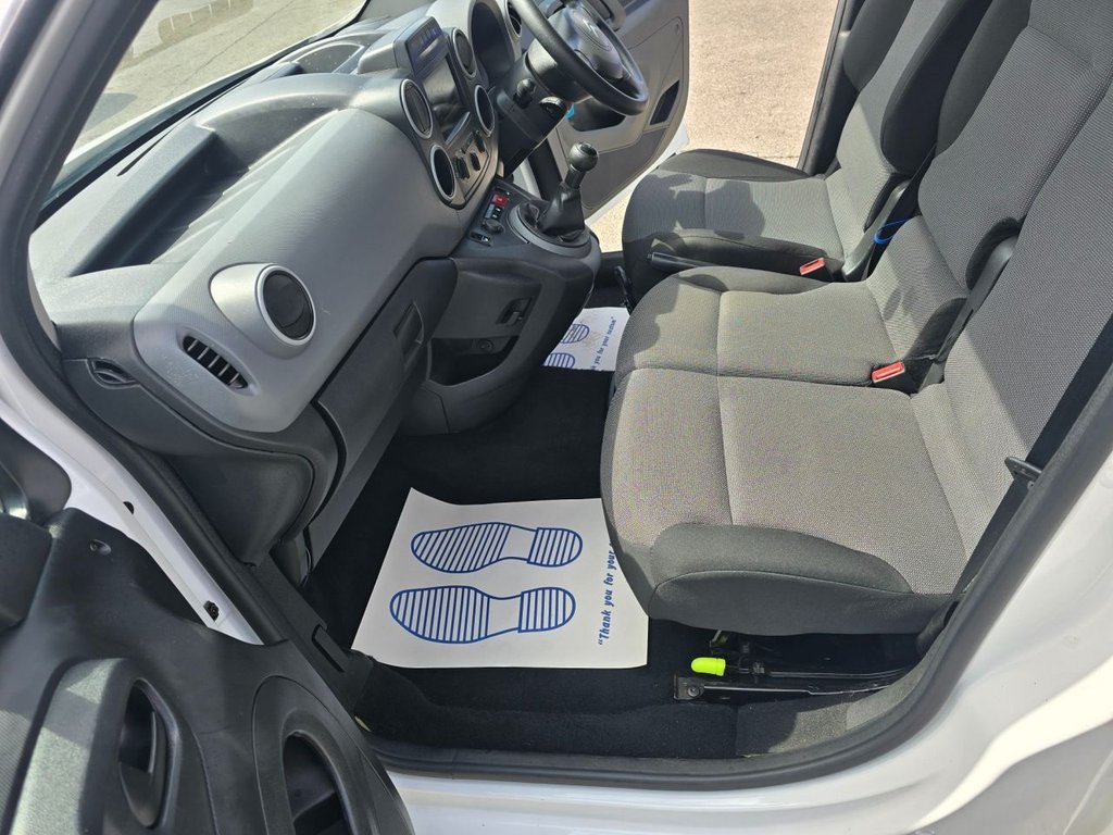 Vehicle 29