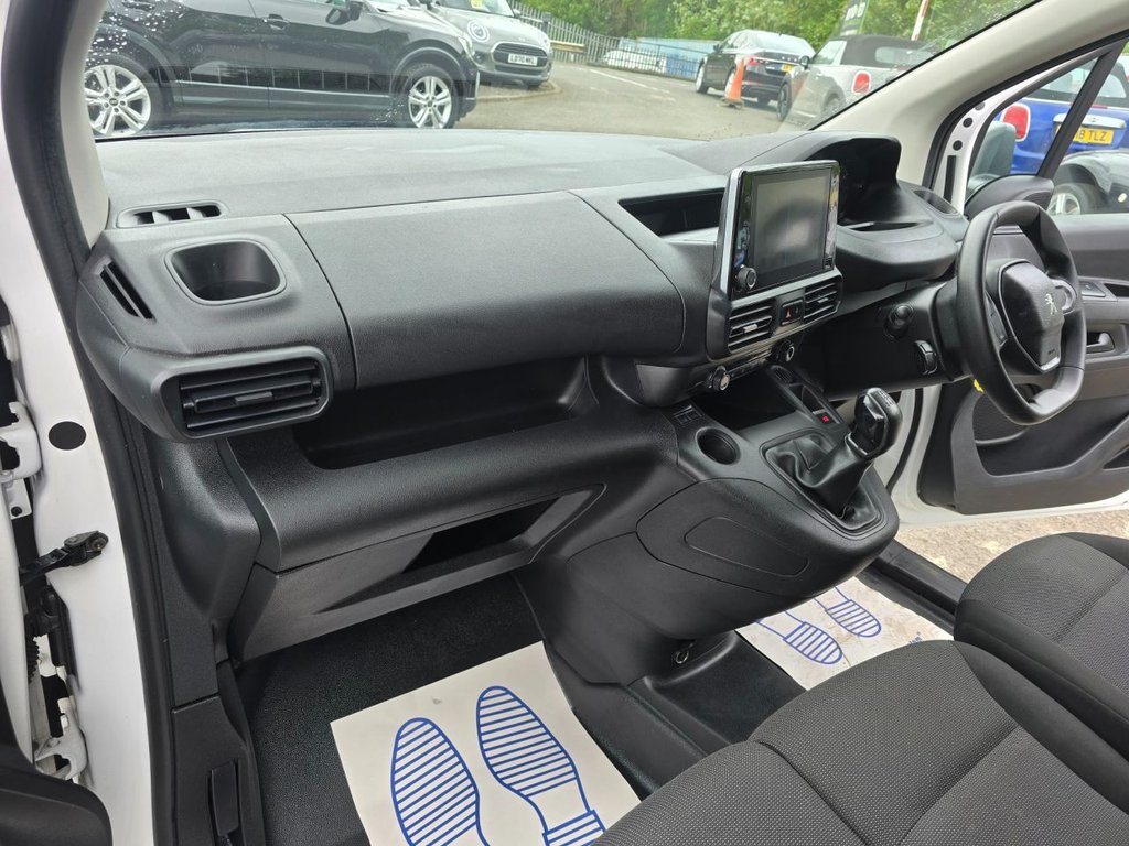 Vehicle 29