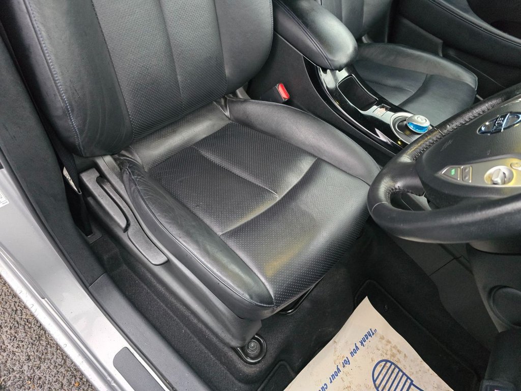 Used Nissan Leaf 2017 for sale - 76634825: Photo 25