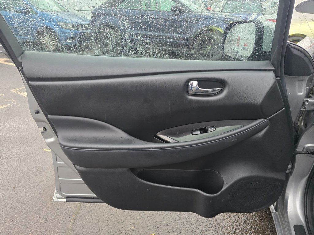 Used Nissan Leaf 2017 for sale - 76634825: Photo 34