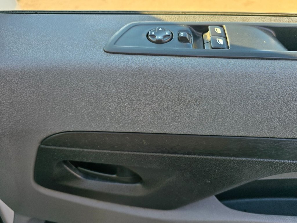 Used Peugeot e-Expert 2021 for sale - 76634826: Photo 17